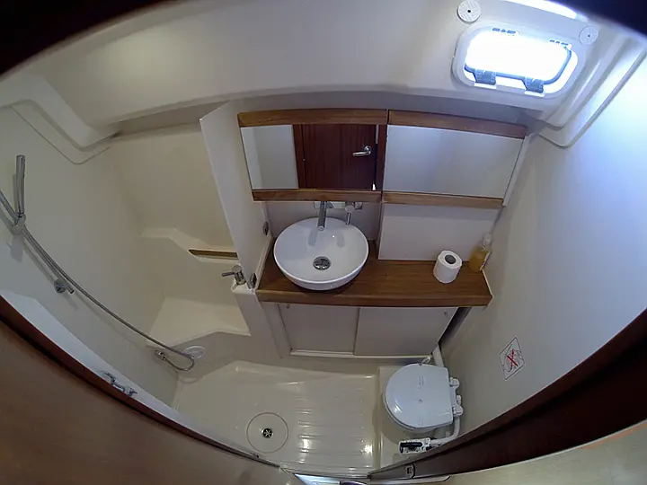 Hanse 445 - Bathrooom