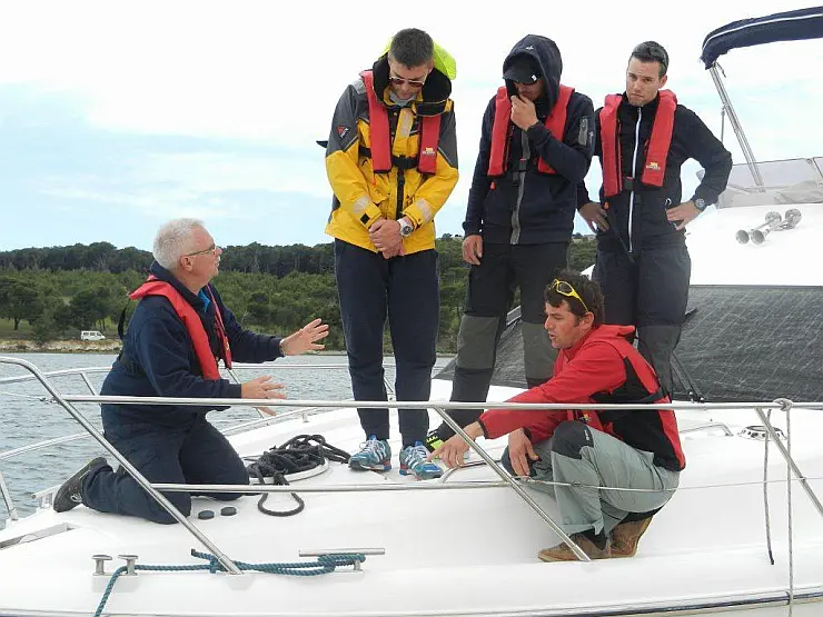 Les stages pour les bateaux à moteur